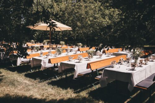 RENT EVENT Straubing - Veranstaltungs­verleih & Event-Equipment. Vermietung von professionellem Event-Equipment für Hochzeiten, Geburtstage, Galaveranstaltungen oder Firmenevents in Straubing und Umgebung.
