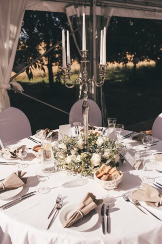 RENT EVENT Straubing - Veranstaltungs­verleih & Event-Equipment. Vermietung von professionellem Event-Equipment für Hochzeiten, Geburtstage, Galaveranstaltungen oder Firmenevents in Straubing und Umgebung.